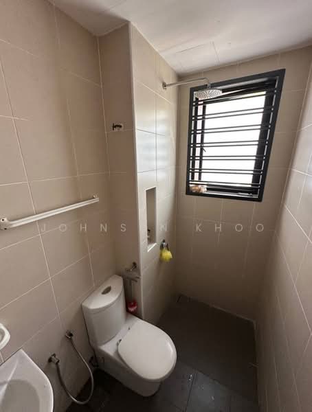 Rumah Teres 3 Tingkat untuk Dijual di Puchong (Selangor) - Johnson Khoo - Bathroom - PropertyGuru.com.my