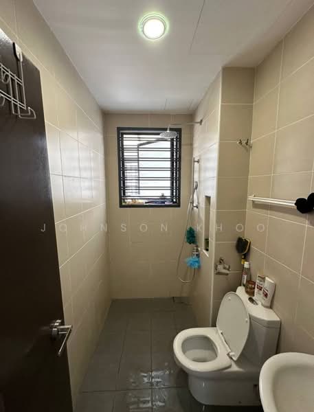 Rumah Teres 3 Tingkat untuk Dijual di Puchong (Selangor) - Johnson Khoo - Bathroom - PropertyGuru.com.my