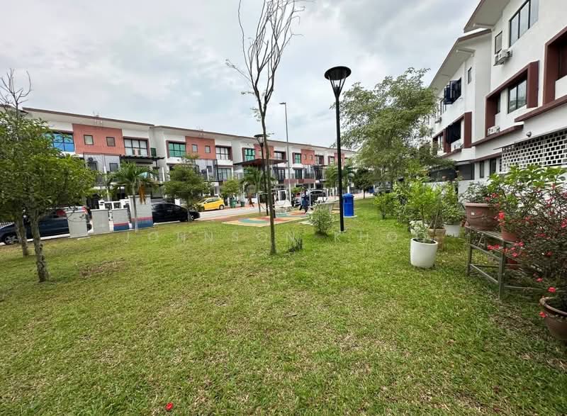 Rumah Teres 3 Tingkat untuk Dijual di Puchong (Selangor) - Johnson Khoo - Exterior - PropertyGuru.com.my