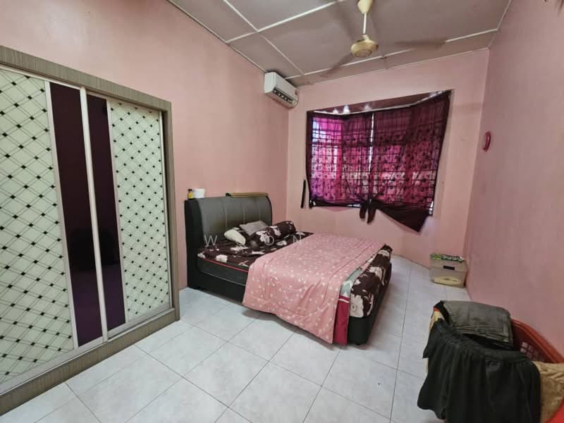 Rumah Teres 1 Tingkat untuk Dijual di Melaka (Melaka) - Woon . - Bedroom - PropertyGuru.com.my