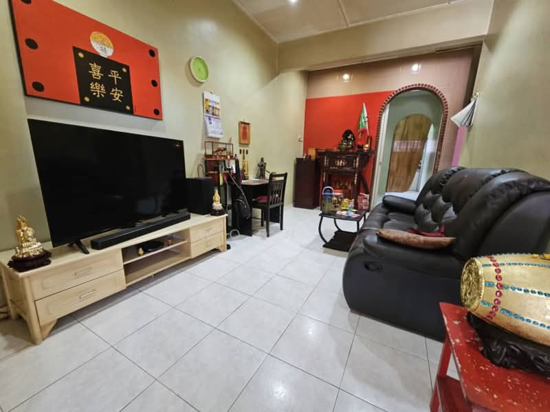 Rumah Teres 1 Tingkat untuk Dijual di Melaka (Melaka) - Woon . - Living Room - PropertyGuru.com.my