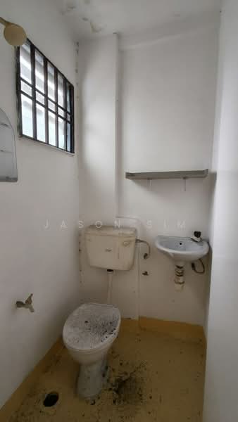 Rumah Flat untuk Dijual di Taman Tan Sri Yaacob - Jason Sim - Bathroom - PropertyGuru.com.my
