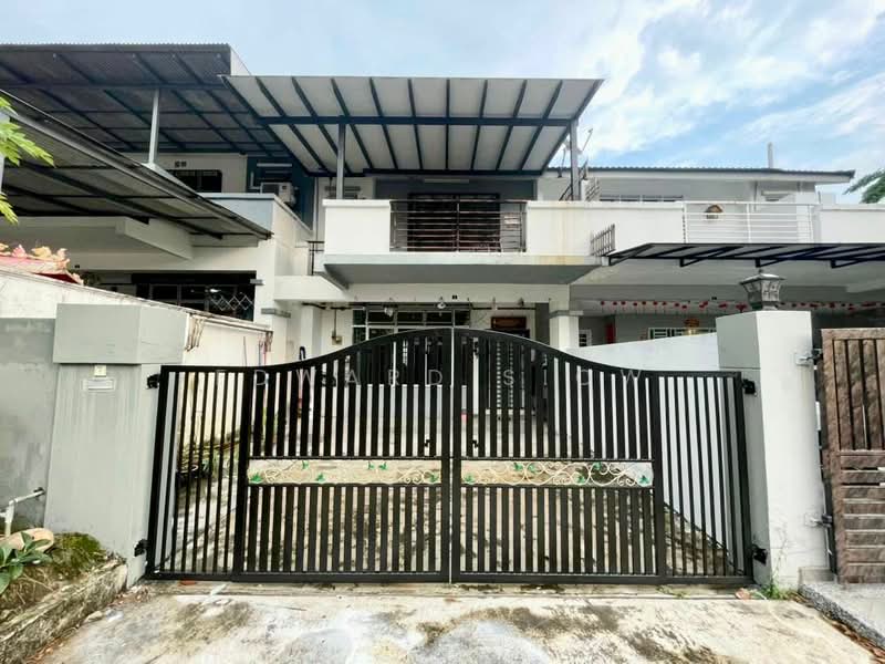 2-storey Terraced House for Sale in Ehsan Jaya (Johor Bahru) - Edward Siow - Exterior - PropertyGuru.com.my