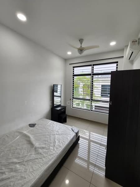 2-storey Terraced House for Rent in Kota Masai (Pasir Gudang) - Terence Tan - Bedroom - PropertyGuru.com.my