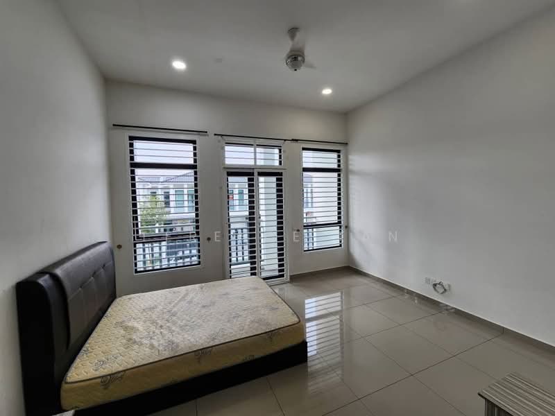 2-storey Terraced House for Rent in Kota Masai (Pasir Gudang) - Terence Tan - Bedroom - PropertyGuru.com.my