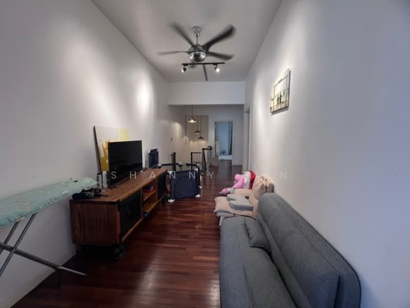 Rumah Teres 3 Tingkat untuk Dijual di Bandar Sungai Long (Selangor) - Shanny Tan - Living Room - PropertyGuru.com.my