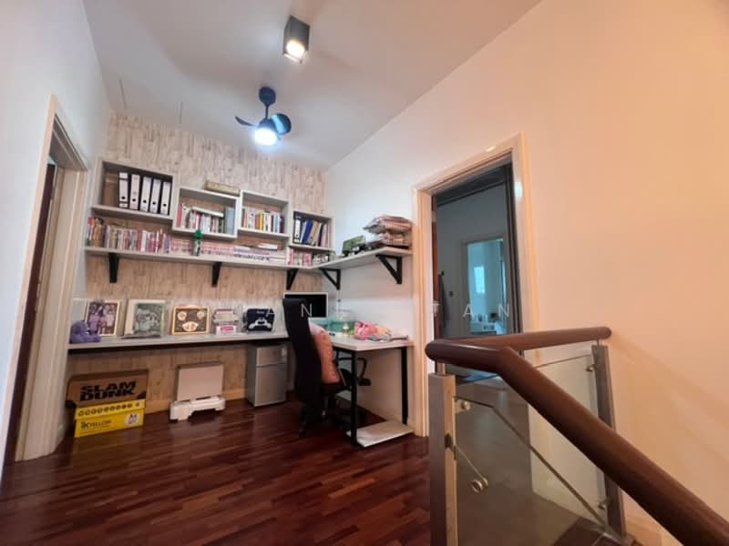 Rumah Teres 3 Tingkat untuk Dijual di Bandar Sungai Long (Selangor) - Shanny Tan - Study - PropertyGuru.com.my