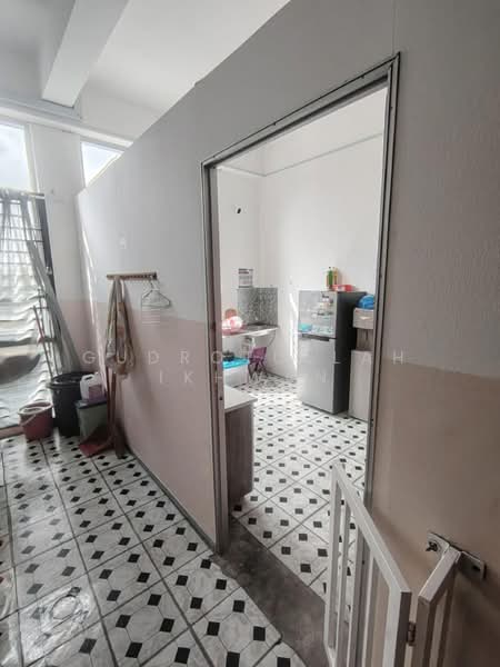 Shop / Office for Rent in Cybersouth City (Dengkil) - Gudrotullah Ikhwan - Kitchen - PropertyGuru.com.my