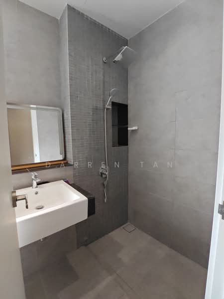 2-storey Terraced House for Sale in Tamansari (Rawang) - Darren Tan - Bathroom - PropertyGuru.com.my
