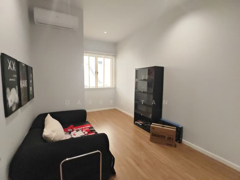 2-storey Terraced House for Sale in Tamansari (Rawang) - Darren Tan - Living Room - PropertyGuru.com.my