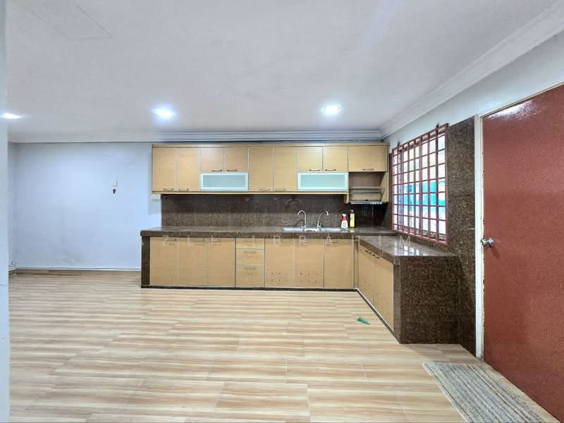 2-storey Terraced House for Sale in Taman Kosas (Ampang) - Azli Ibrahim - Kitchen - PropertyGuru.com.my