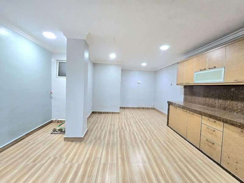 2-storey Terraced House for Sale in Taman Kosas (Ampang) - Azli Ibrahim - Kitchen - PropertyGuru.com.my