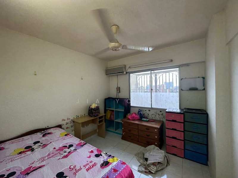 Apartment for Sale at Taman Pekaka Block 31 - Jia Yong - Bedroom - PropertyGuru.com.my