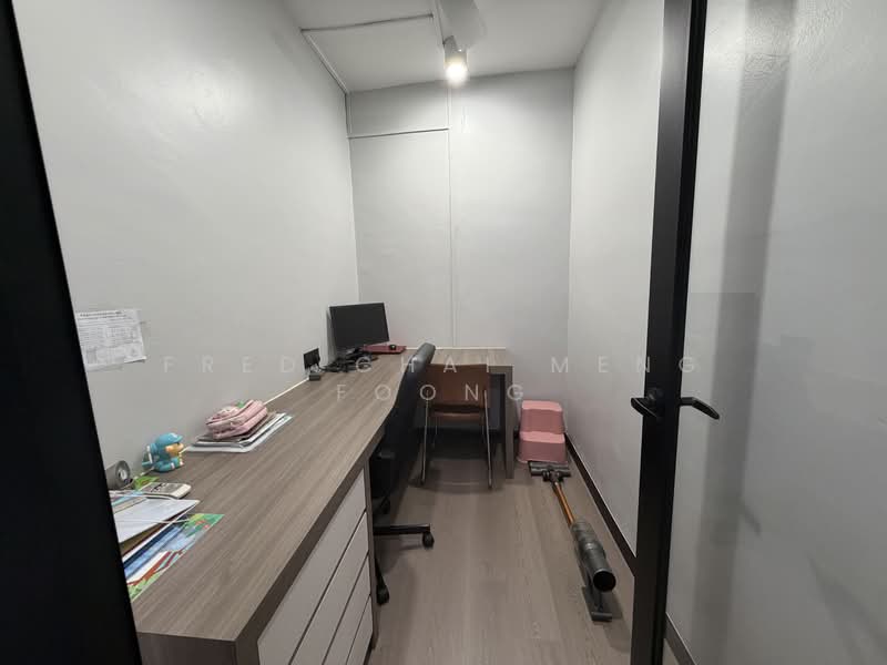 Rumah Teres untuk Dijual di Alam Damai (Cheras) - Fred Chai Meng Foong - Study - PropertyGuru.com.my