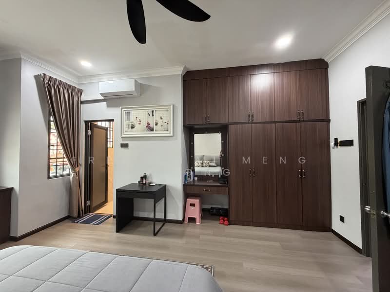 Rumah Teres untuk Dijual di Alam Damai (Cheras) - Fred Chai Meng Foong - Bedroom - PropertyGuru.com.my