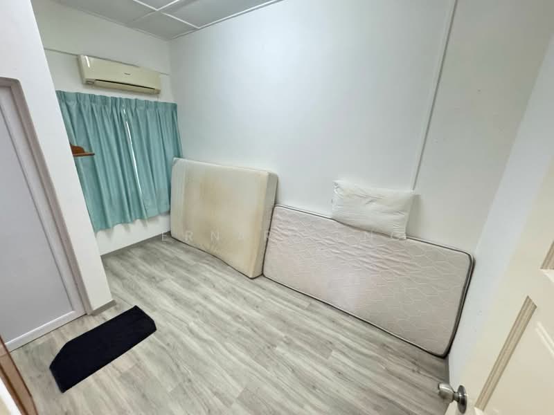 2-storey Terraced House for Sale in Taman Sri Hijau (Rawang) - Bernard Ong - Bedroom - PropertyGuru.com.my