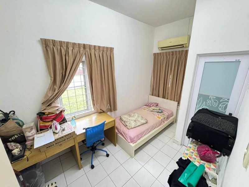2-storey Terraced House for Sale in Taman Sri Hijau (Rawang) - Bernard Ong - Bedroom - PropertyGuru.com.my