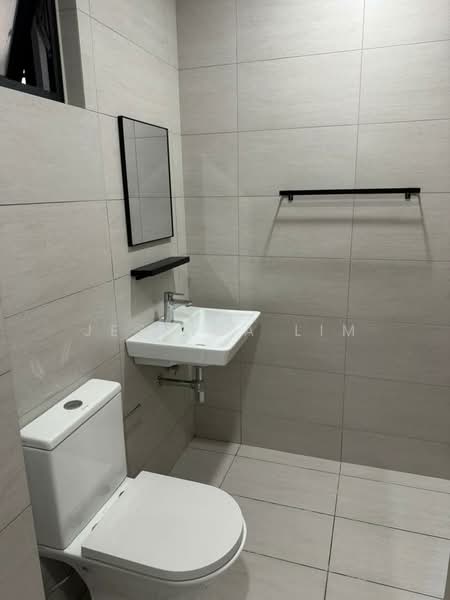 Service Residence for Rent at Residensi Ava @ Kiara Bay - Jessica Lim - Bathroom - PropertyGuru.com.my