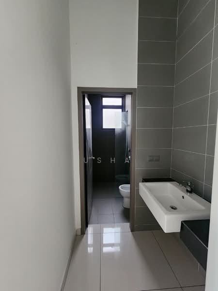 Cluster House for Sale in Horizon Hills (Iskandar Puteri (Nusajaya)) - Usha - Bathroom - PropertyGuru.com.my