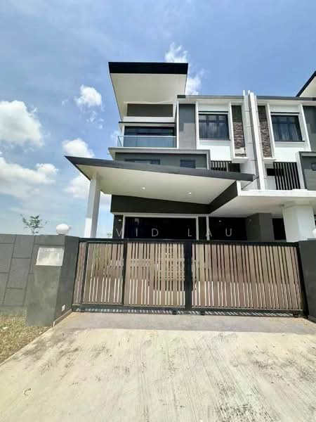 Semi-Detached House for Rent in Iskandar Puteri (Nusajaya) (Johor) - David Lau - PropertyGuru.com.my