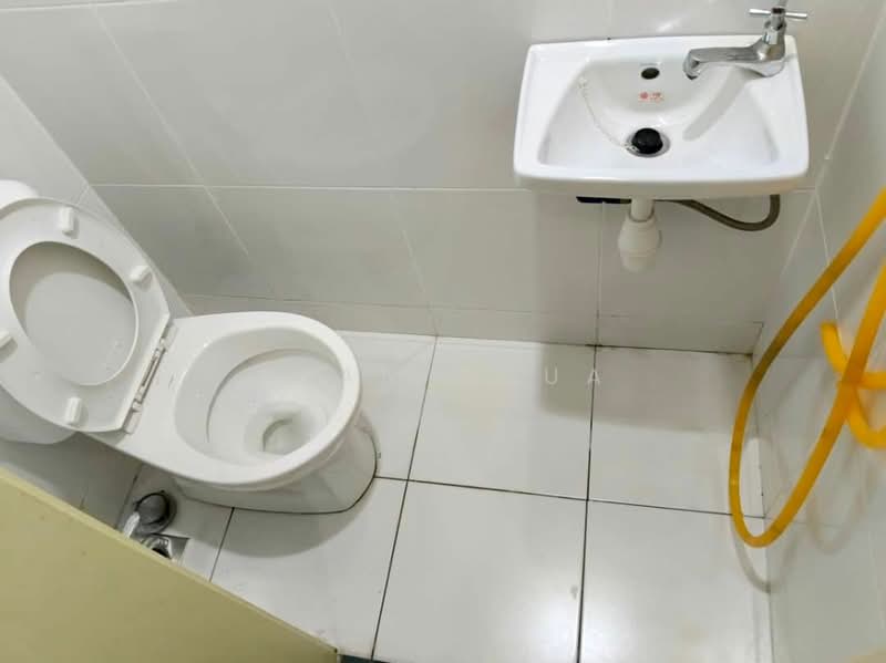 Pangsapuri untuk Disewa di Impiana - Juan Chua - Bathroom - PropertyGuru.com.my