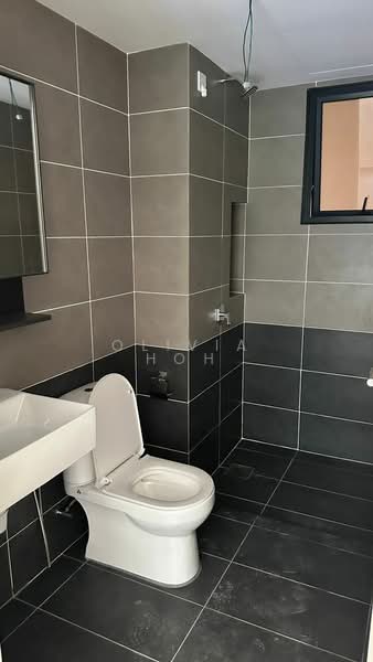 Service Residence for Sale at D'Clover Residences - Olivia Hoh - Bathroom - PropertyGuru.com.my