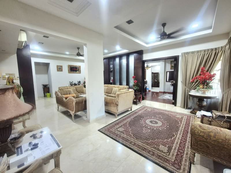 Semi-Detached House for Sale in Bandar Tun Hussein Onn (Cheras) - Gudrotullah Ikhwan - Living Room - PropertyGuru.com.my