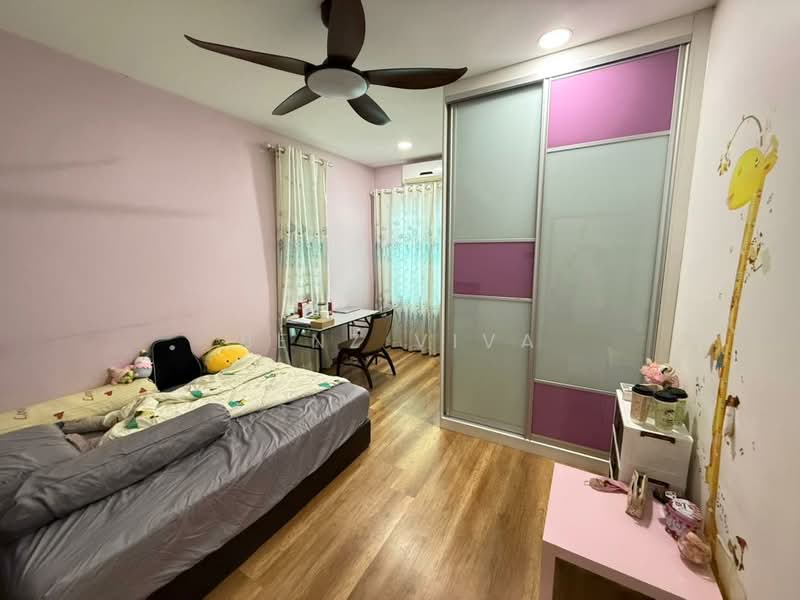 Semi-Detached House for Sale in Shah Alam (Selangor) - Benz Viva - Bedroom - PropertyGuru.com.my