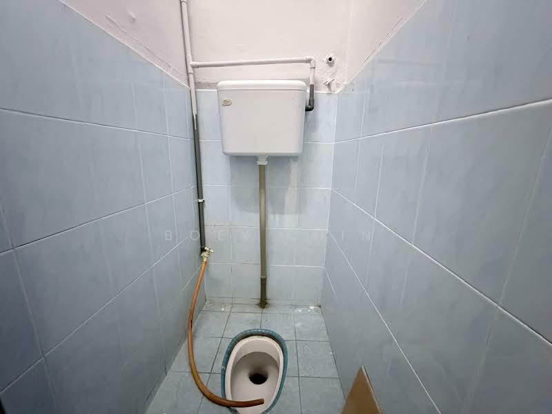 Rumah Teres 1 Tingkat untuk Disewa di Klang (Selangor) - Boey Chin - Bathroom - PropertyGuru.com.my