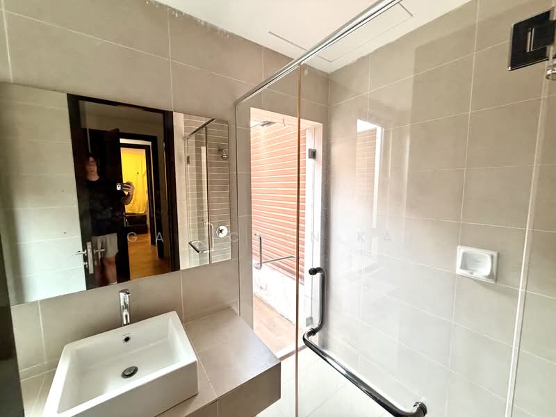 Semi-Detached House for Rent in Batu Ferringhi (Penang) - Gan Chun Kai - Bathroom - PropertyGuru.com.my