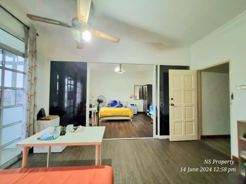Rumah Banglo untuk Dijual di Seksyen 9 (Shah Alam) - Shiqin Saidin - Bedroom - PropertyGuru.com.my