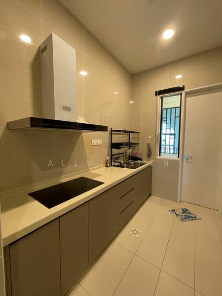 Condominium for Rent at Isle of Kamares - Allvin Teh - Kitchen - PropertyGuru.com.my