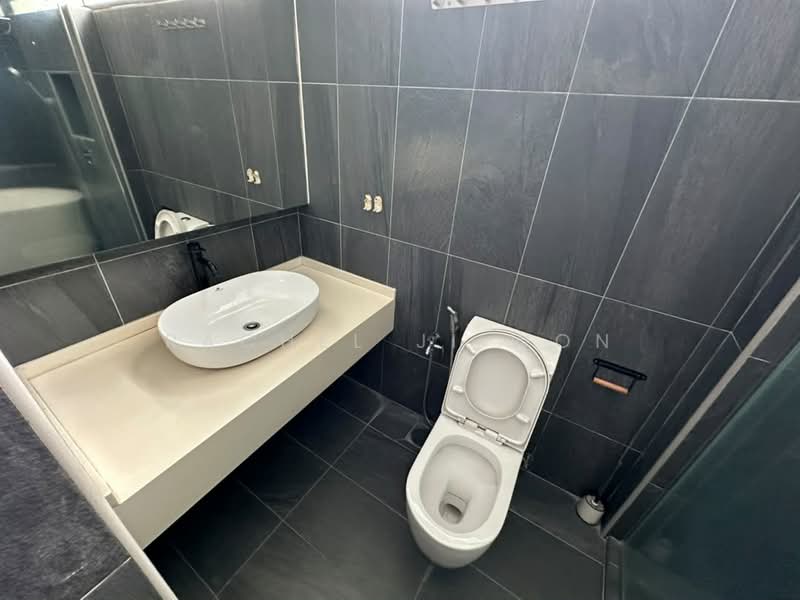 Semi-Detached House for Sale in Taman Saujana Suria (Kajang) - Rachel Ji Won - Bathroom - PropertyGuru.com.my