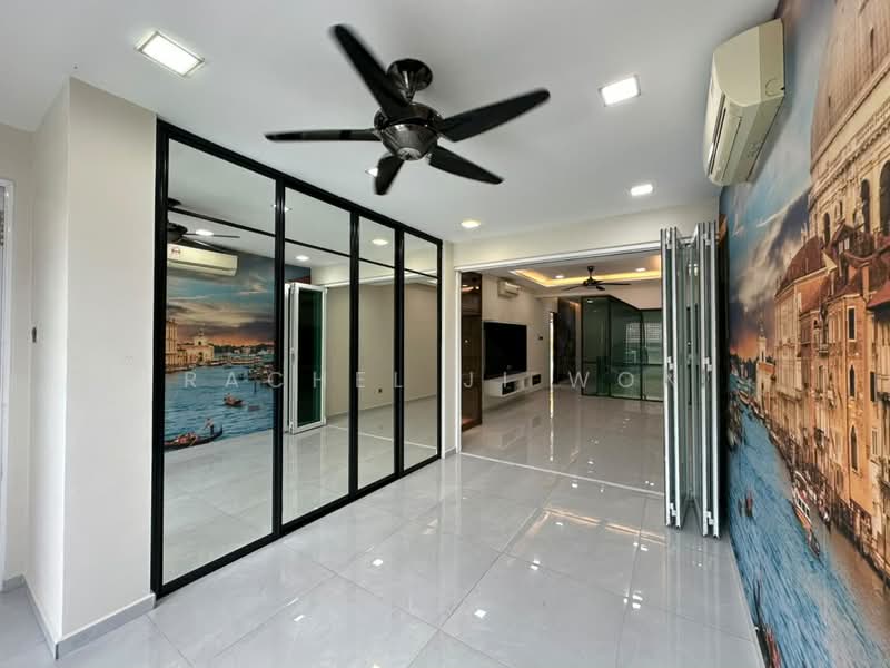 Semi-Detached House for Sale in Taman Saujana Suria (Kajang) - Rachel Ji Won - Living Room - PropertyGuru.com.my