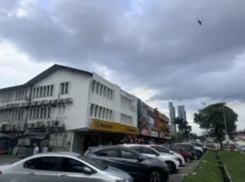Taman Pelangi - 3 Storey Shop Lot for Rent - 4