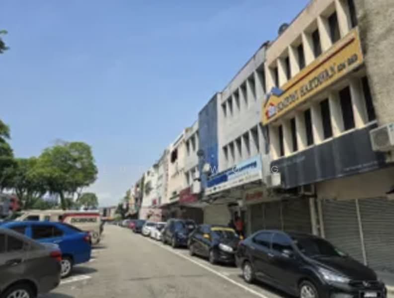 Taman Pelangi - 3 Storey Shop Lot for Rent - 5