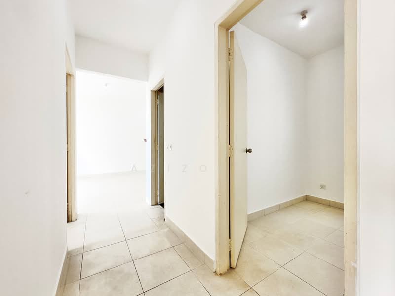Apartment for Sale at Pangsapuri Seri Mutiara - Azizol . - Interior - PropertyGuru.com.my
