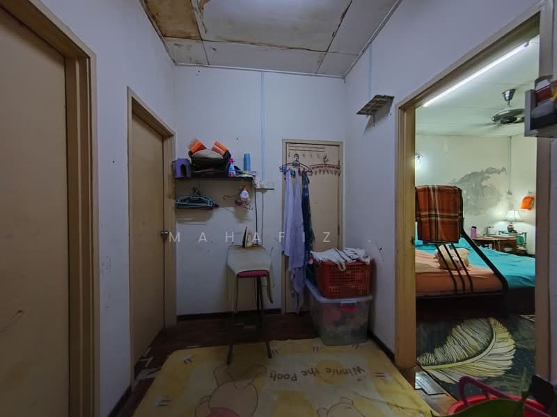 Terraced House for Sale in Seri Kembangan (Selangor) - Mahafiz . - PropertyGuru.com.my