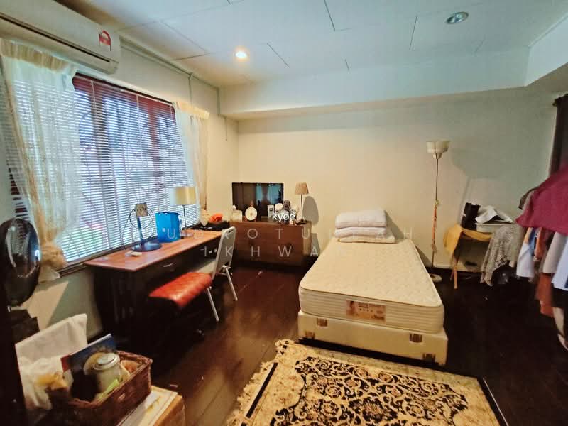 Rumah Teres 2 Tingkat untuk Dijual di Taman Melawati (Ulu Kelang) - Gudrotullah Ikhwan - Bedroom - PropertyGuru.com.my