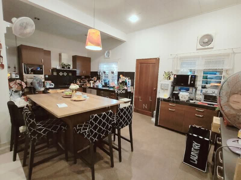 Rumah Teres 2 Tingkat untuk Dijual di Taman Melawati (Ulu Kelang) - Gudrotullah Ikhwan - Kitchen - PropertyGuru.com.my
