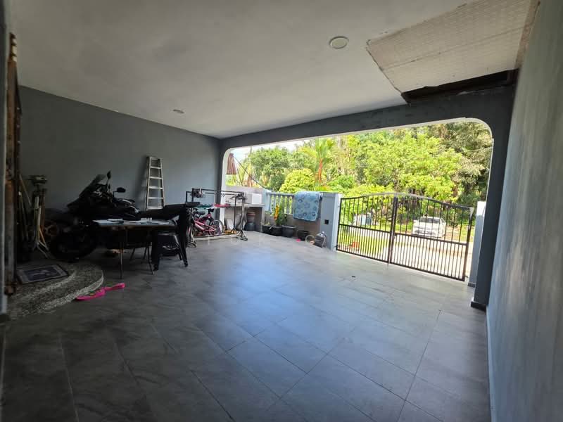 1-storey Terraced House for Sale in Taman Semenanjung (Kulai) - Tok CJ - Exterior - PropertyGuru.com.my