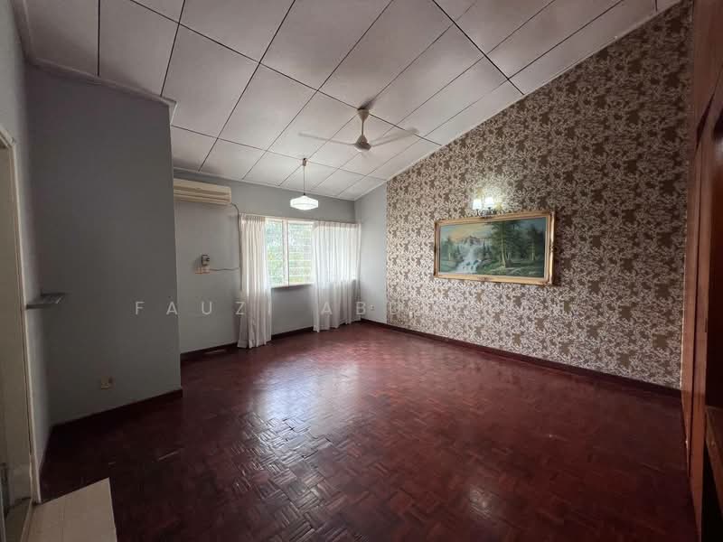 Terraced House for Sale in Taman Zooview (Ulu Kelang) - Fauzi Abdullah - Living Room - PropertyGuru.com.my