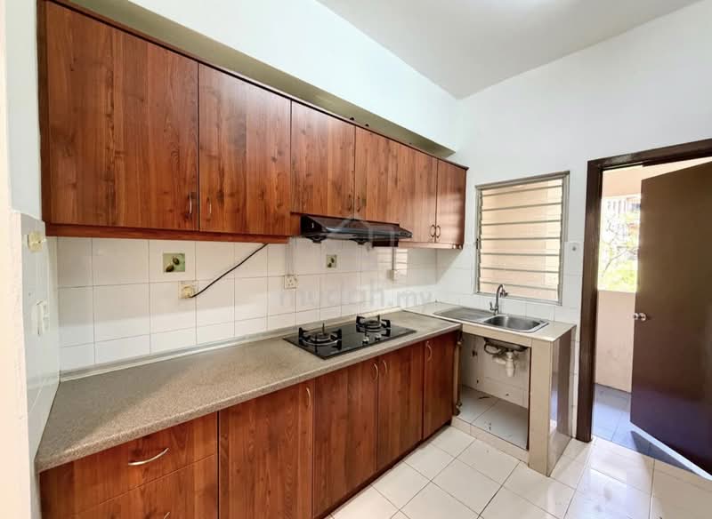 Kondominium untuk Disewa di Seri Maya Condominium - Aaron Ong - Kitchen - PropertyGuru.com.my