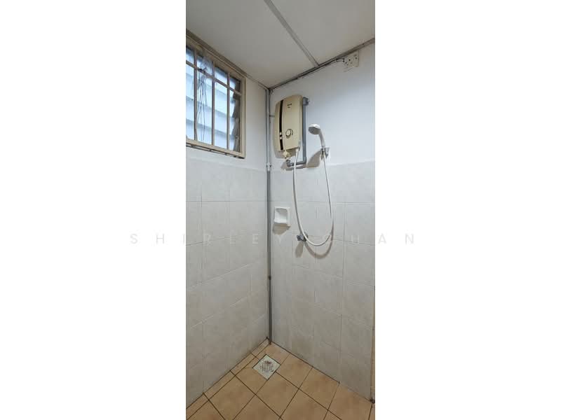 Pangsapuri untuk Disewa di Sri Jati 1 - Shirley Chan - Bathroom - PropertyGuru.com.my