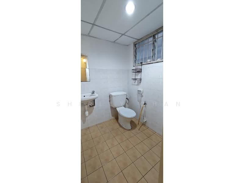 Pangsapuri untuk Disewa di Sri Jati 1 - Shirley Chan - Bathroom - PropertyGuru.com.my