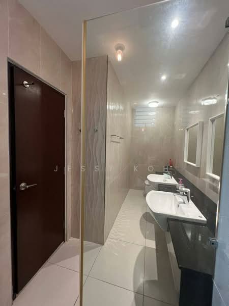 Service Residence for Rent at Paragon Residences @ Straits View - Jessy Koh - Bathroom - PropertyGuru.com.my