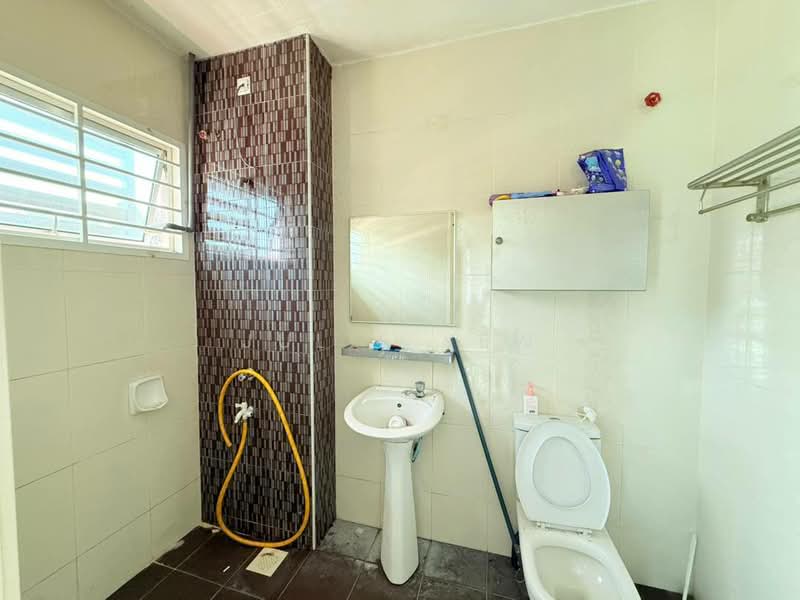 Rumah Teres 2 Tingkat untuk Dijual di Skudai (Johor) - Julie Yew - Bathroom - PropertyGuru.com.my
