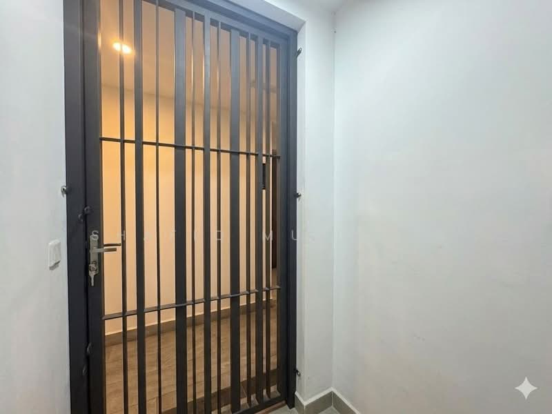 Service Residence for Sale at M Vertica - Shafiq Muttalib - Entrance - PropertyGuru.com.my
