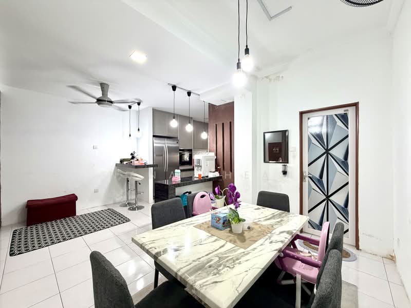 2-storey Terraced House for Sale in Taman Desiran Bayu (Puchong) - Nana Cheah - Kitchen - PropertyGuru.com.my