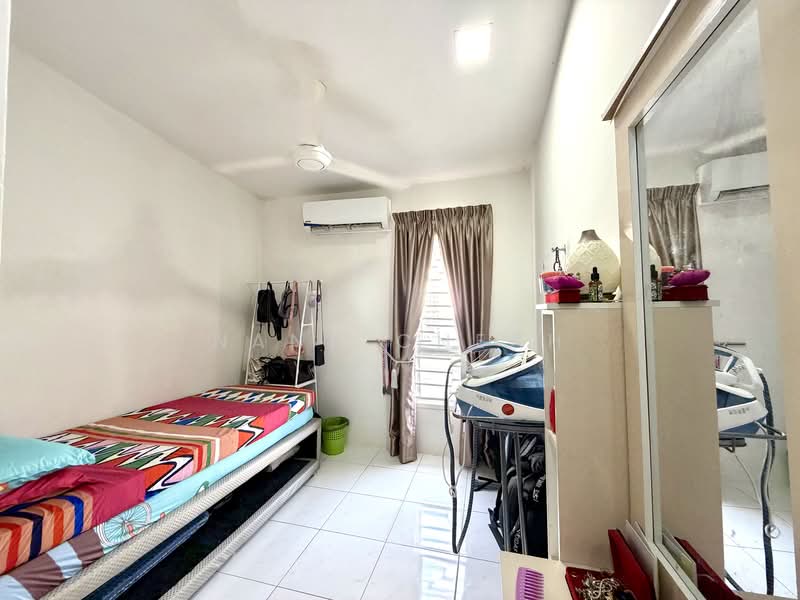 2-storey Terraced House for Sale in Taman Desiran Bayu (Puchong) - Nana Cheah - Bedroom - PropertyGuru.com.my
